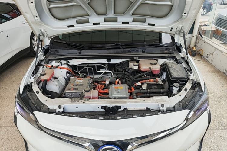 Used Buick Velite 6 2023 Revised Version 430 km Range – Commuter Edition Engine Bay