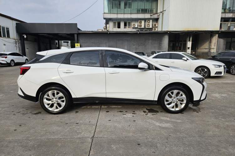 Used Buick Velite 6 2023 430km Range Commuter Version Exterior 3