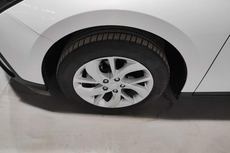 Used Buick Velite 6 2023 Revised Version 430 km Range – Commuter Edition Exterior 7