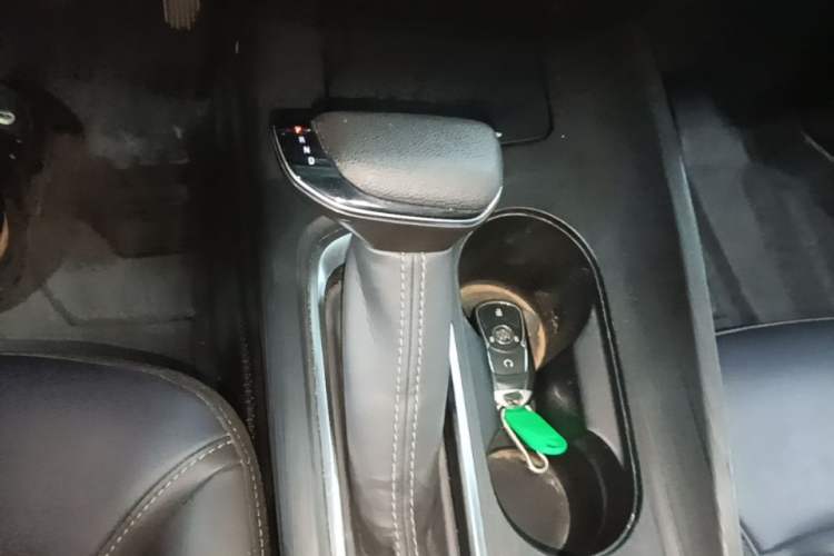 Used Buick Velite 6 2023 430km Range Commuter Version Gear Lever
