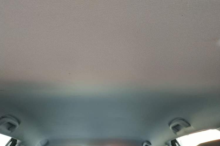 Used Buick Velite 6 2023 Revised Version 430 km Range – Commuter Edition Headliner