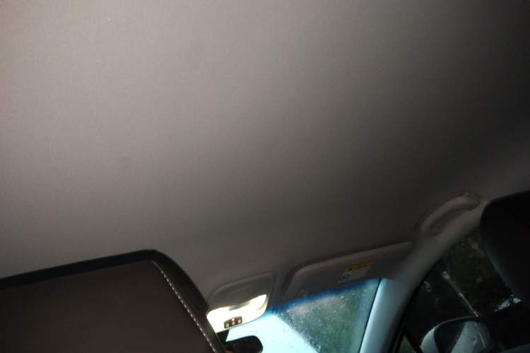 Used Buick Velite 6 2023 430km Range Commuter Version Headliner