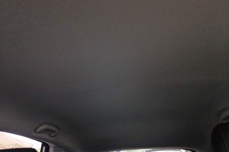 Used Buick Velite 6 2023 Revised Version 430 km Range – Commuter Edition Headliner