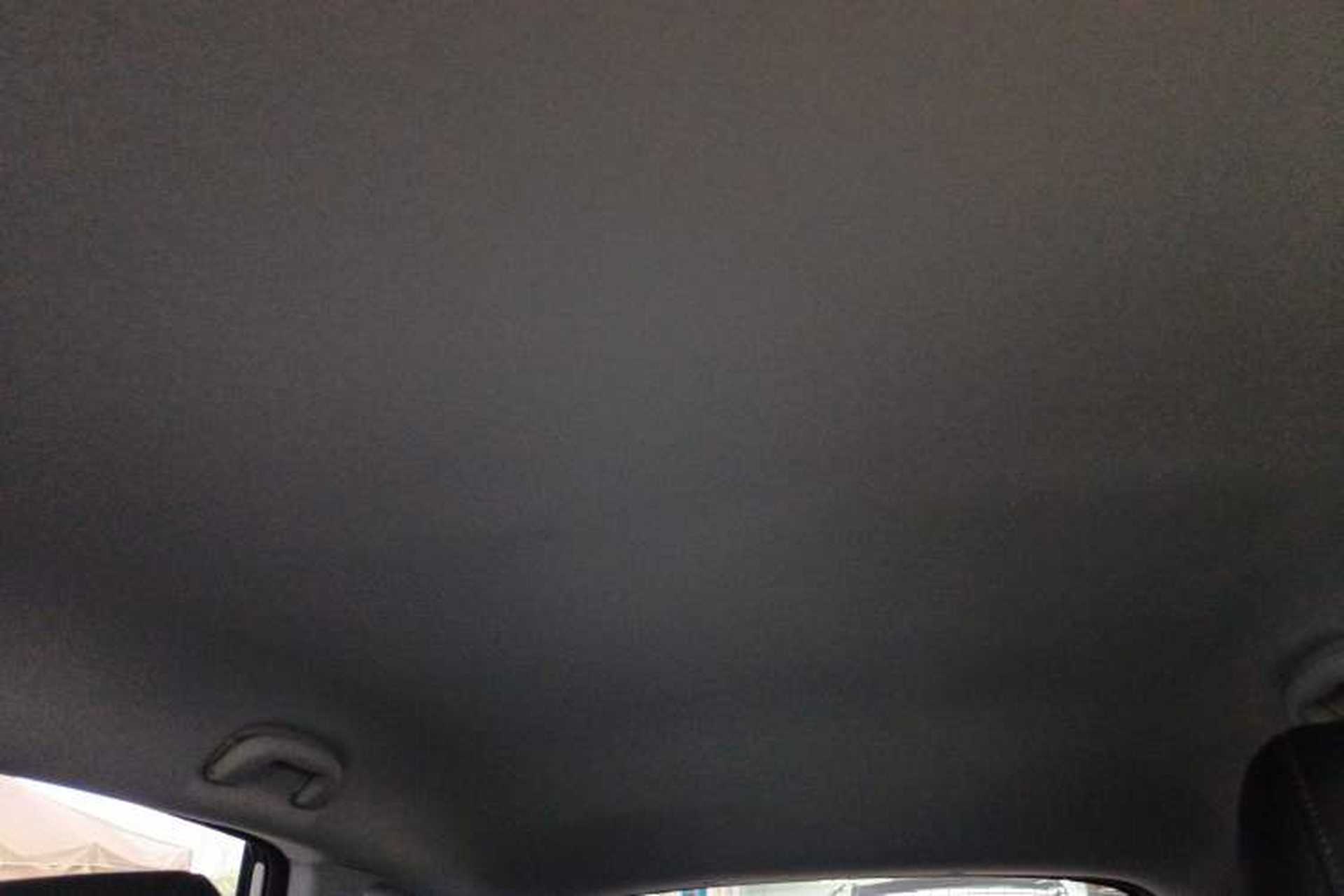 Used Buick Velite 6 2023 Revised Version 430 km Range – Commuter Edition Headliner