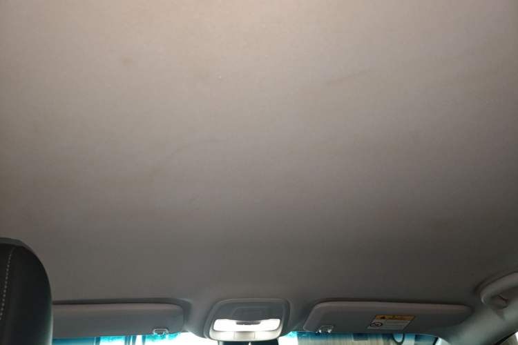 Used Buick Velite 6 2023 Revised Version 430 km Range – Commuter Edition Headliner