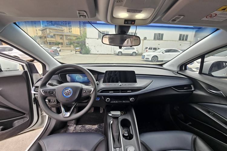 Used Buick Velite 6 2023 430km Range Commuter Version Interior 1
