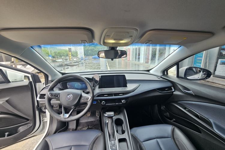 Used Buick Velite 6 2023 Revised Version 430 km Range – Commuter Edition Interior 2