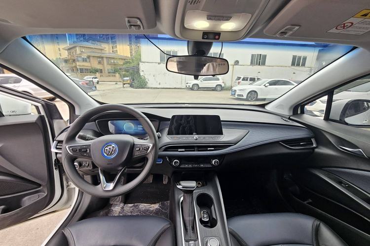 Used Buick Velite 6 2023 430km Range Commuter Version Interior 3