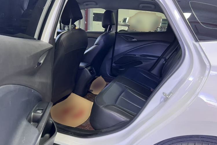 Used Buick Velite 6 2023 Revised Version 430 km Range – Commuter Edition Interior 4