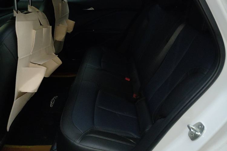 Used Buick Velite 6 2023 430km Range Commuter Version Interior 4