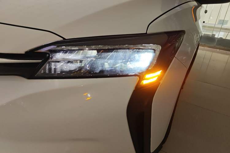 Used Buick Velite 6 2023 430km Range Commuter Version Left Front Headlight