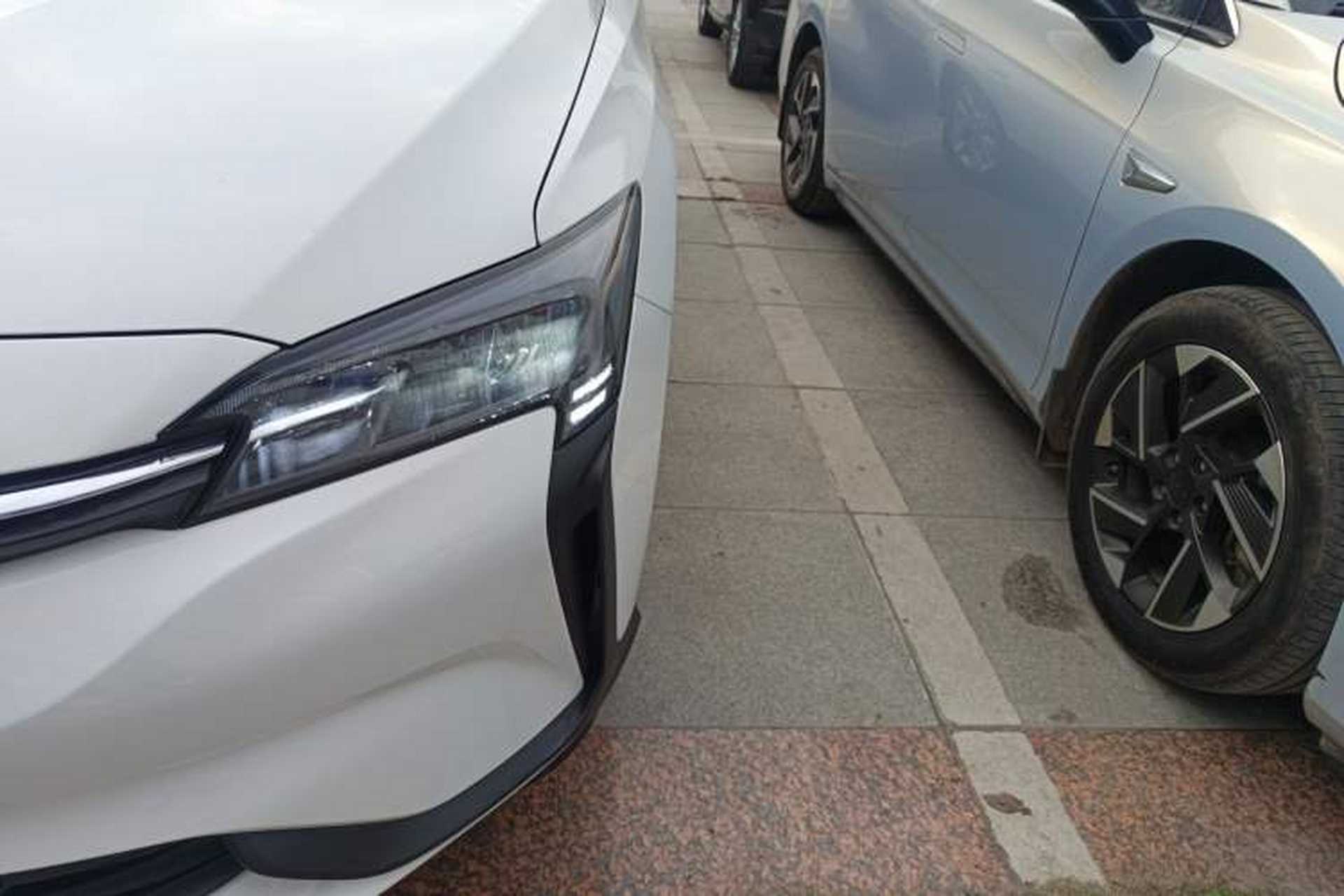Used Buick Velite 6 2023 Revised Version 430 km Range – Commuter Edition Left Front Headlight