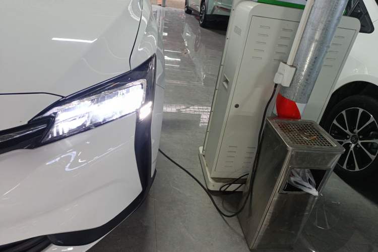 Used Buick Velite 6 2023 Revised Version 430 km Range – Commuter Edition Left Front Headlight