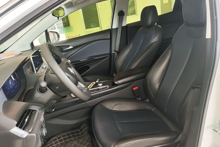 Used Buick Velite 6 2023 430km Range Commuter Version Left Front Seat