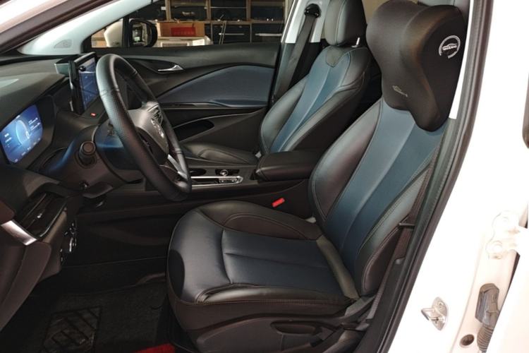 Used Buick Velite 6 2023 Revised Version 430 km Range – Commuter Edition Left Front Seat