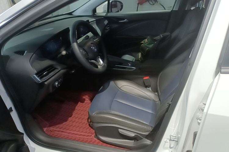 Used Buick Velite 6 2023 430km Range Commuter Version Left Front Seat