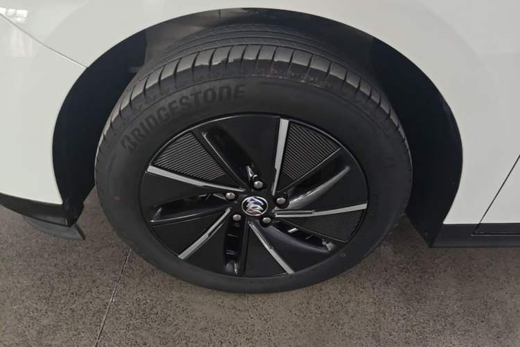 Used Buick Velite 6 2023 430km Comfort Edition Left Front Wheel Hub