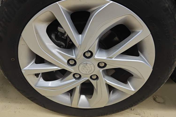 Used Buick Velite 6 2023 430km Range Commuter Version Left Front Wheel Hub