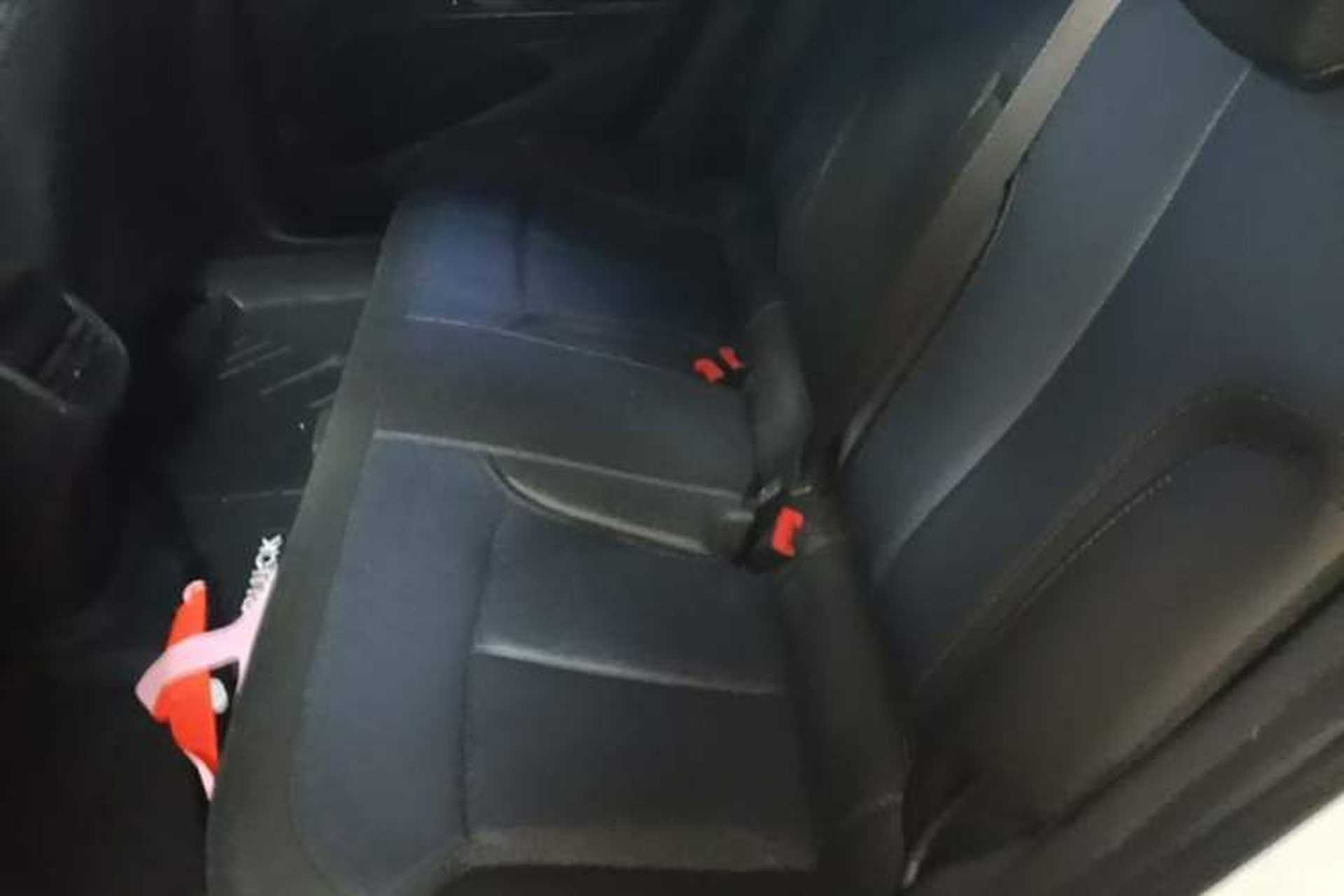 Used Buick Velite 6 2023 430km Range Commuter Version Left Rear Seat
