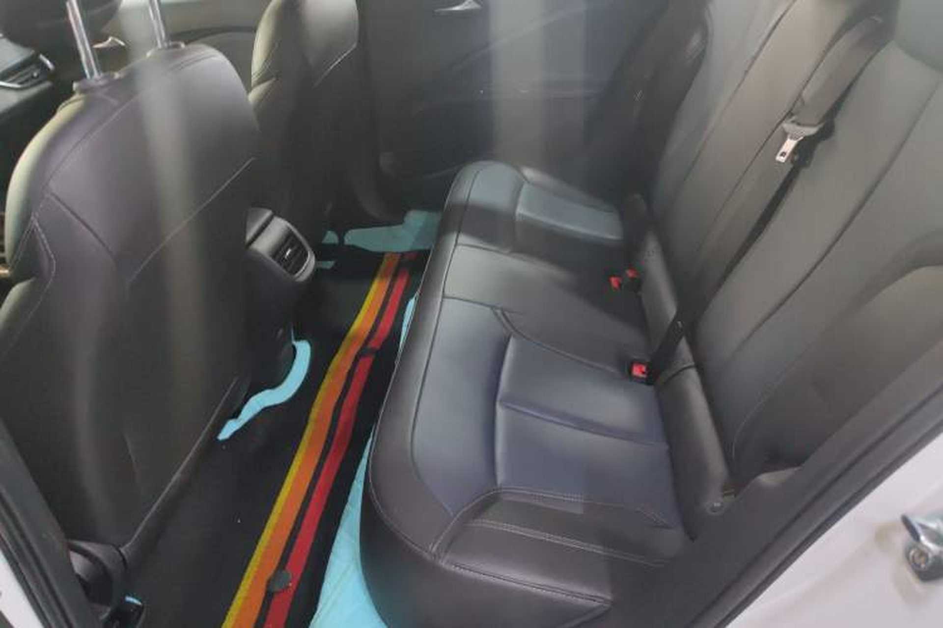 Used Buick Velite 6 2023 430km Range Commuter Version Left Rear Seat