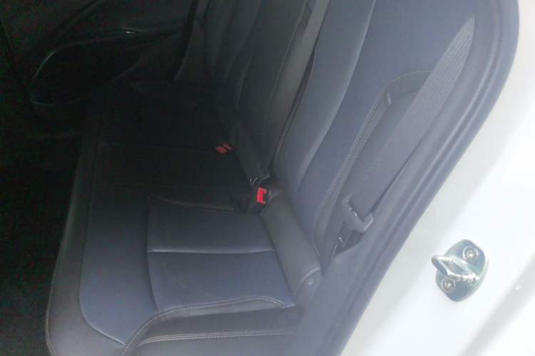 Used Buick Velite 6 2023 430km Range Commuter Version Left Rear Seat
