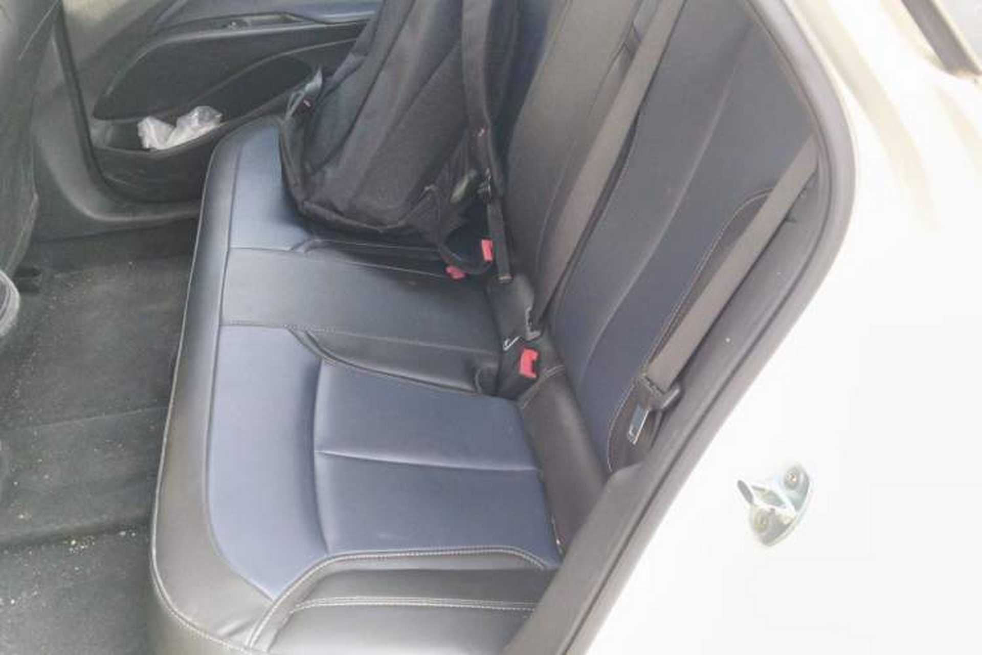 Used Buick Velite 6 2023 430km Range Commuter Version Left Rear Seat