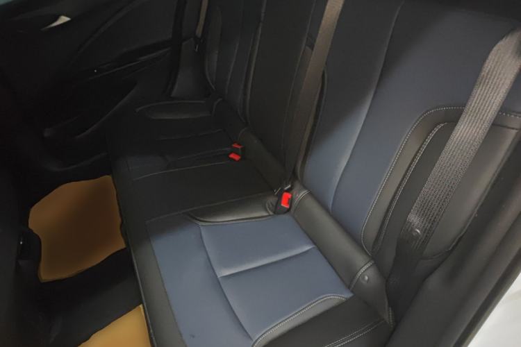Used Buick Velite 6 2023 430km Range Commuter Version Left Rear Seat