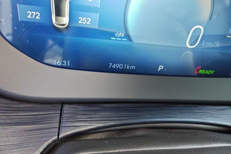 Used Buick Velite 6 2023 430km Comfort Edition Odometer Close Up