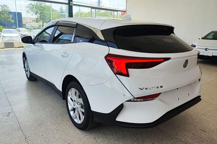Used Buick Velite 6 2023 Revised Version 430 km Range – Commuter Edition Rear Left 45 Deg