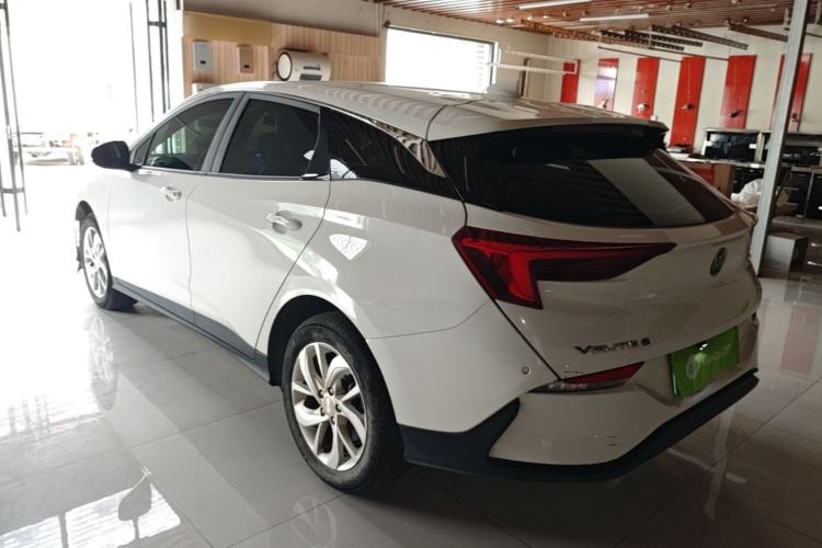 Used Buick Velite 6 2023 Revised Version 430 km Range – Commuter Edition Rear Left 45 Deg