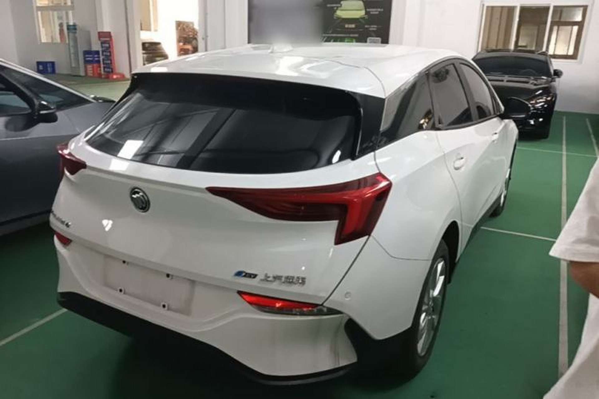 Used Buick Velite 6 2023 430km Range Commuter Version Rear Right 45 Deg