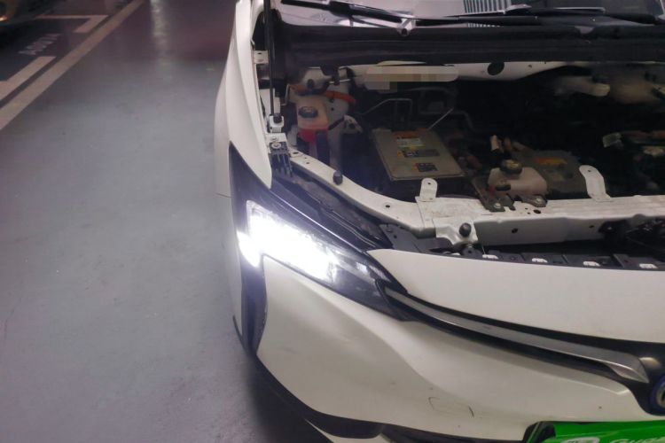 Used Buick Velite 6 2023 430km Range Commuter Version Right Front Headlight
