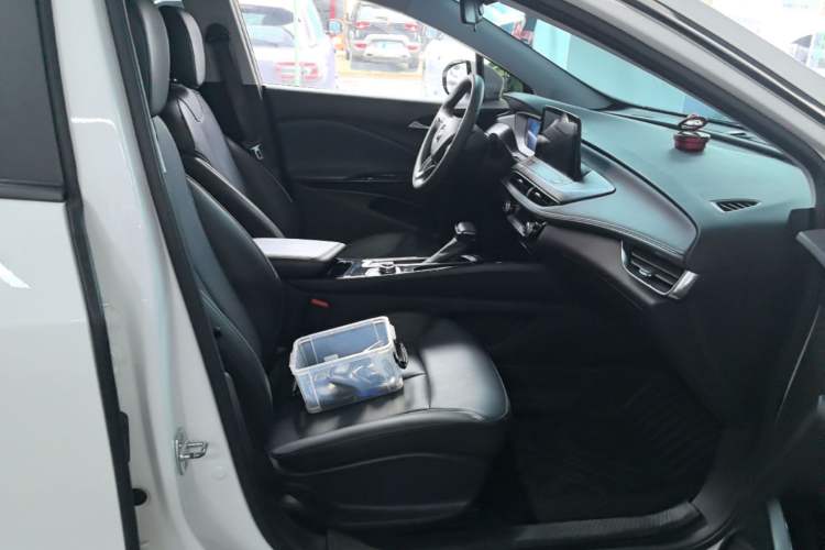 Used Buick Velite 6 2023 430km Comfort Edition Right Front Seat