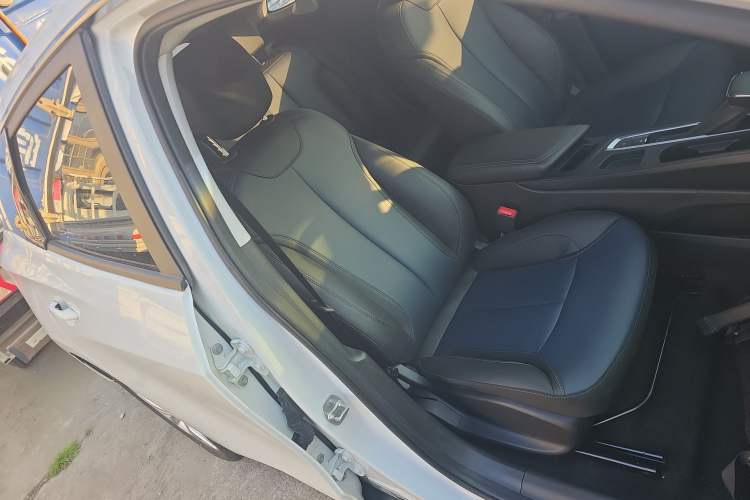 Used Buick Velite 6 2023 430km Comfort Edition Right Front Seat