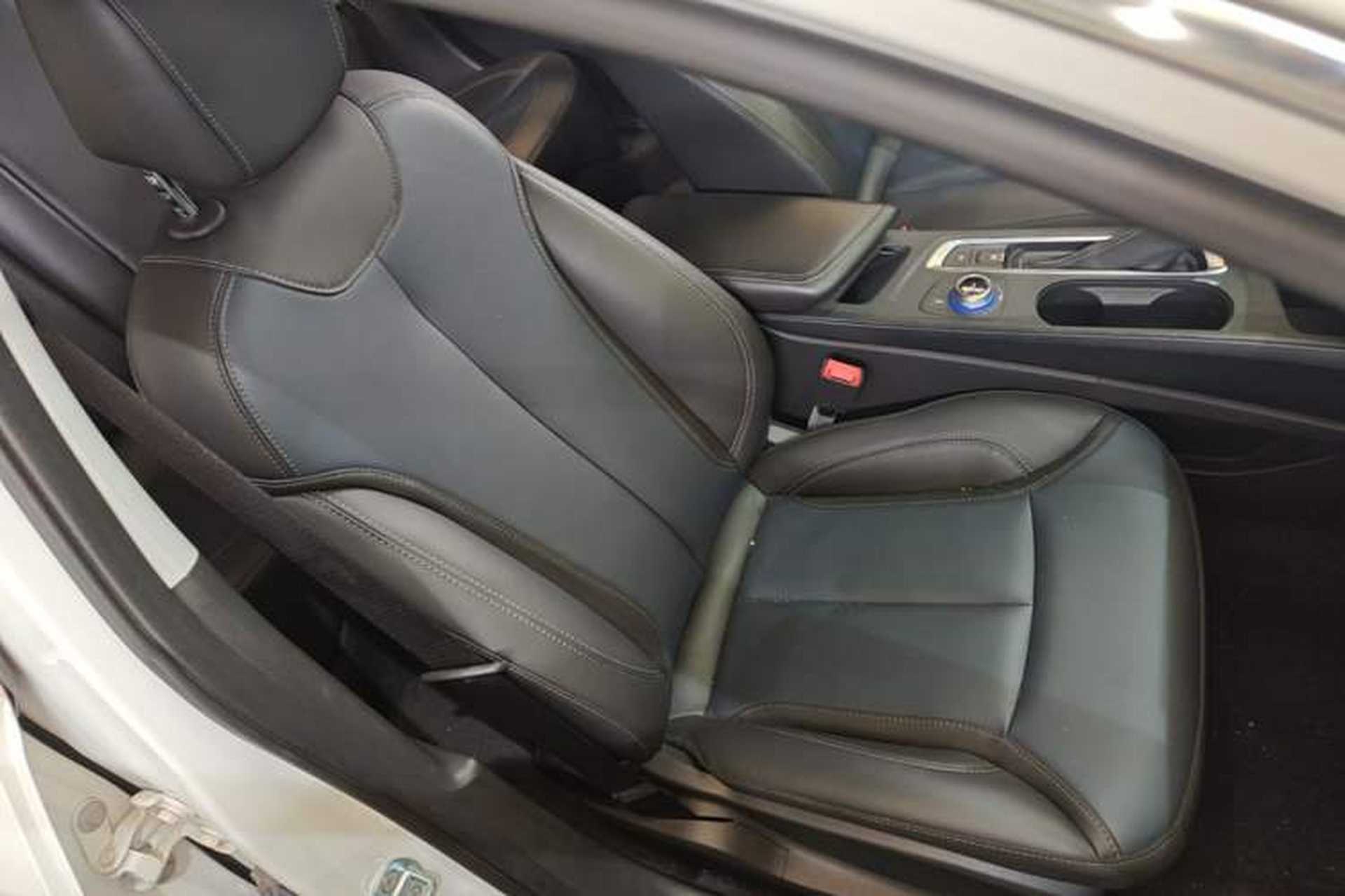 Used Buick Velite 6 2023 430km Range Commuter Version Right Front Seat