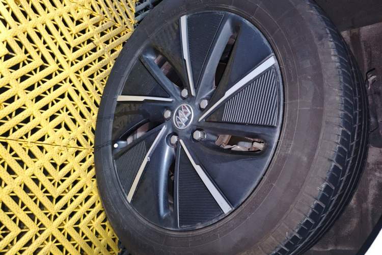 Used Buick Velite 6 2023 430km Comfort Edition Right Front Wheel Hub