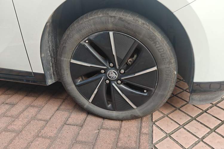 Used Buick Velite 6 2023 430km Comfort Edition Right Front Wheel Hub