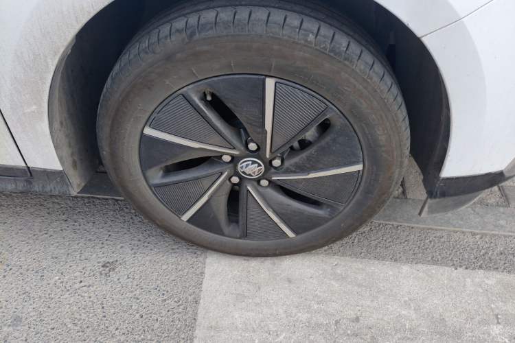 Used Buick Velite 6 2023 430km Comfort Edition Right Front Wheel Hub