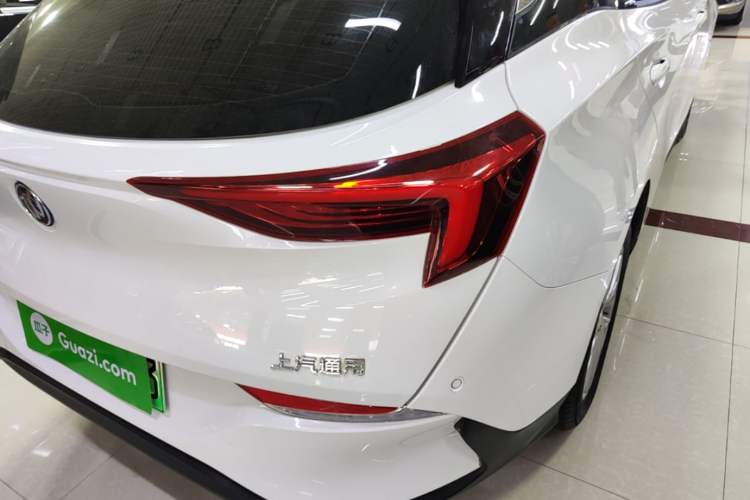 Used Buick Velite 6 2023 Revised Version 430 km Range – Commuter Edition Right Rear Taillight