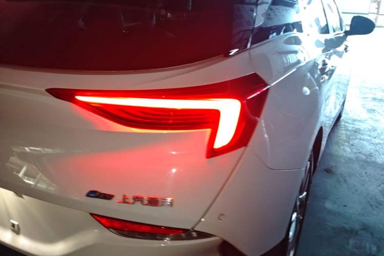 Used Buick Velite 6 2023 430km Range Commuter Version Right Rear Taillight