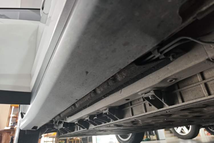 Used Buick Velite 6 2023 430km Range Commuter Version Right Side Sill