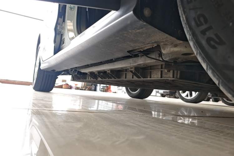 Used Buick Velite 6 2023 430km Range Commuter Version Right Side Sill