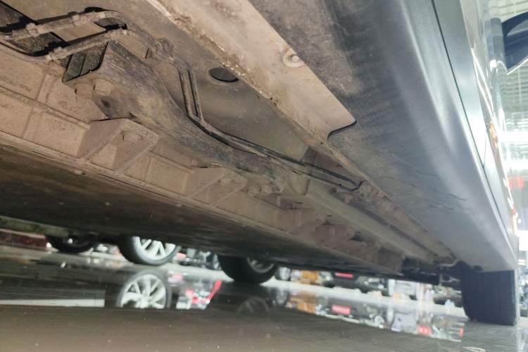 Used Buick Velite 6 2023 430km Range Commuter Version Right Side Sill