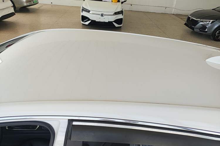 Used Buick Velite 6 2023 Revised Version 430 km Range – Commuter Edition Roof