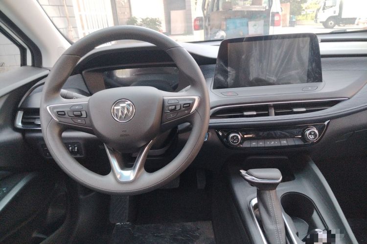 Used Buick Velite 6 2023 Revised Version 430 km Range – Commuter Edition Steering Wheel