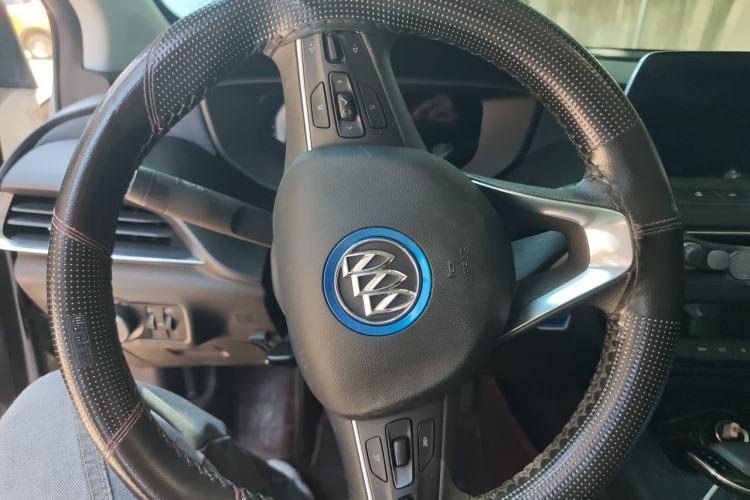 Used Buick Velite 6 2023 430km Range Commuter Version Steering Wheel