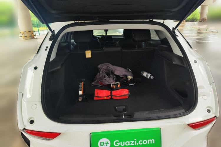 Used Buick Velite 6 2023 Revised Version 430 km Range – Commuter Edition Trunk