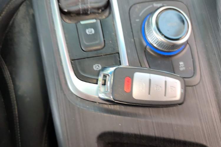 Used Buick Velite 6 2023 430km Range Commuter Version Vehicle Key