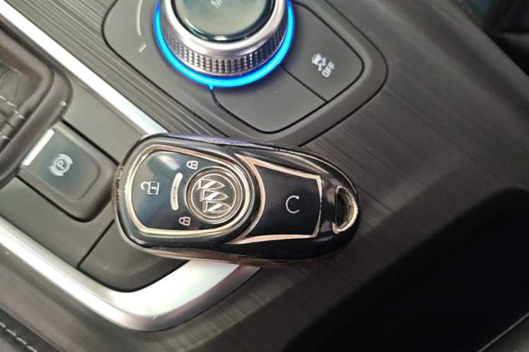 Used Buick Velite 6 2023 430km Range Commuter Version Vehicle Key