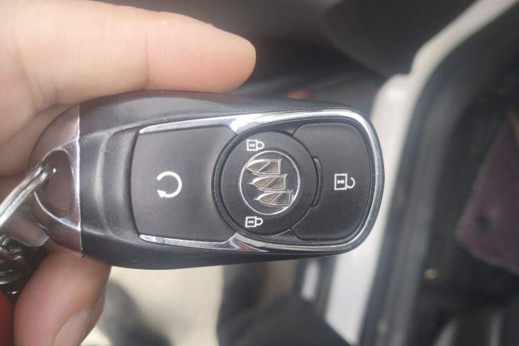 Used Buick Velite 6 2023 430km Range Commuter Version Vehicle Key